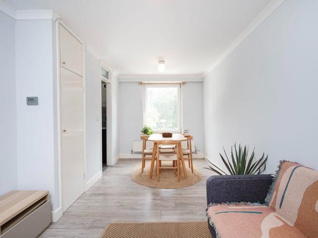 Apartment at Regan Way, Greater London