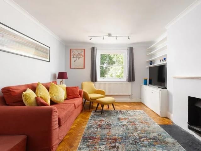 Apartment at Regent Square, Greater London