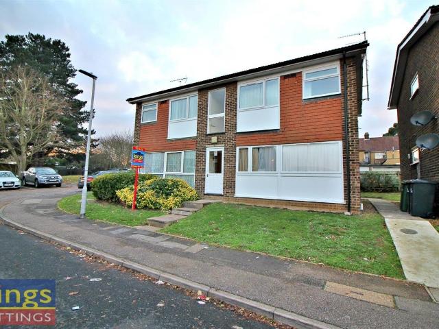 Apartment at Regency Court, Broxbourne