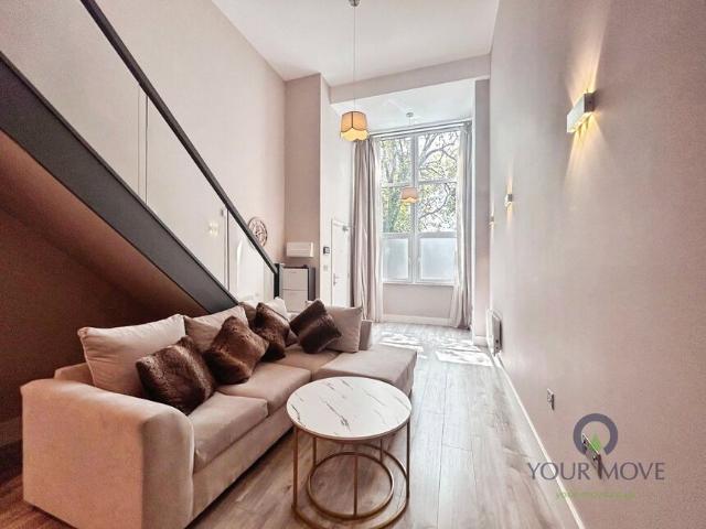 Apartment at Restmor Way, Greater London