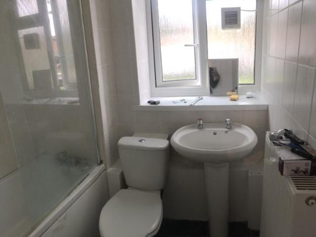 Apartment at Restons Crescent, Greater London