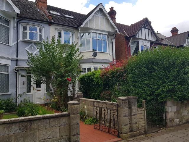 Apartment at Ribblesdale Road, Greater London