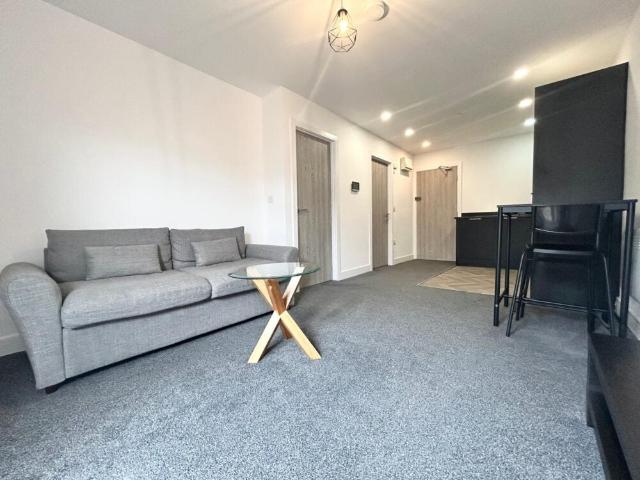 Apartment at Richmond Road, Cardiff