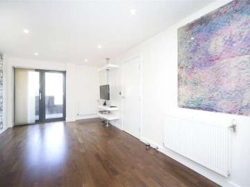 Apartment at Richmond Road, Greater London