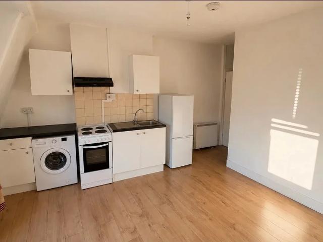 Apartment at Richmond Road, Greater London