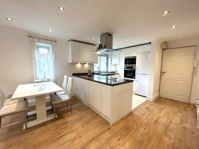 Apartment at Ridgemont Close, Oxford