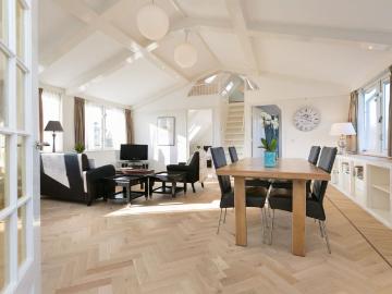 Apartment at Riouwstraat 62 A, 2585 HD 's gravenhage, Netherlands