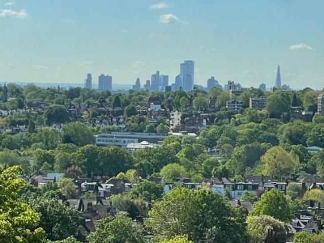 Apartment at Risborough Close, Greater London