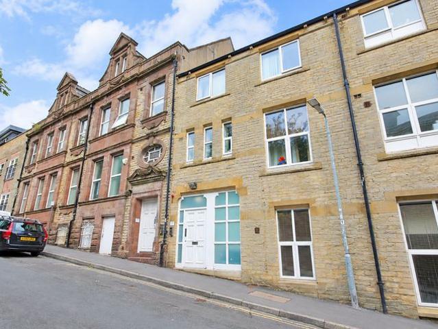 Apartment at Rise Lane, Calderdale