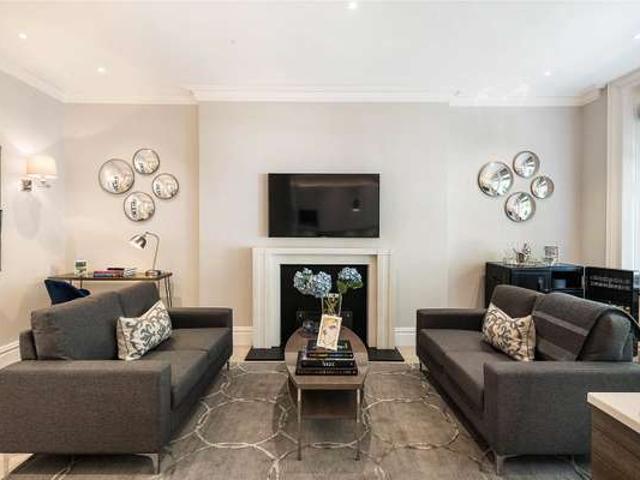 Apartment at Rutland Gate, City of Westminster
