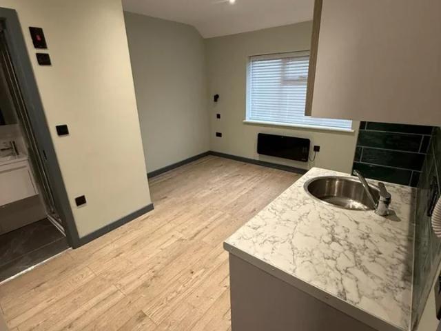 Apartment at Ruskin Road, London