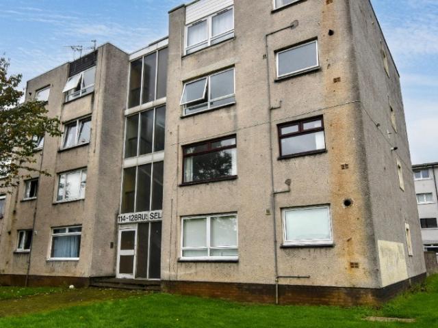 Apartment at Russell Drive, Ayr