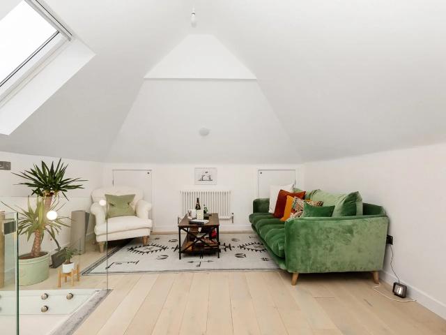 Apartment at Rydal Road, Greater London