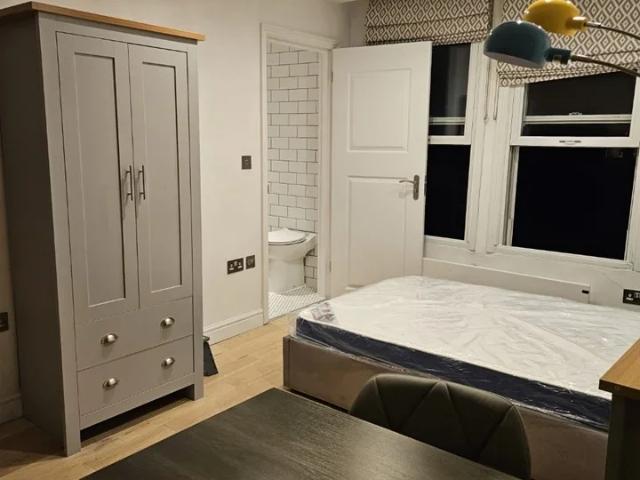 Apartment at Wolfington Road, Greater London
