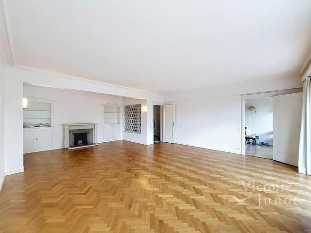 Apartment at Woluwe Saint Pierre