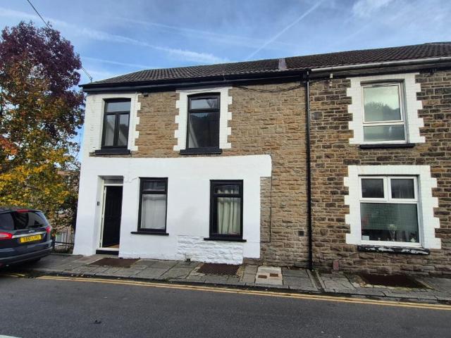 Apartment at Wood Road, Pontypridd
