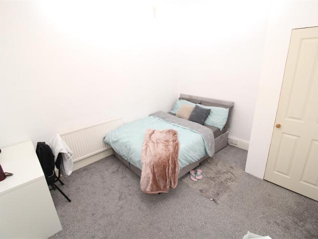 Apartment at Wood Road, Pontypridd