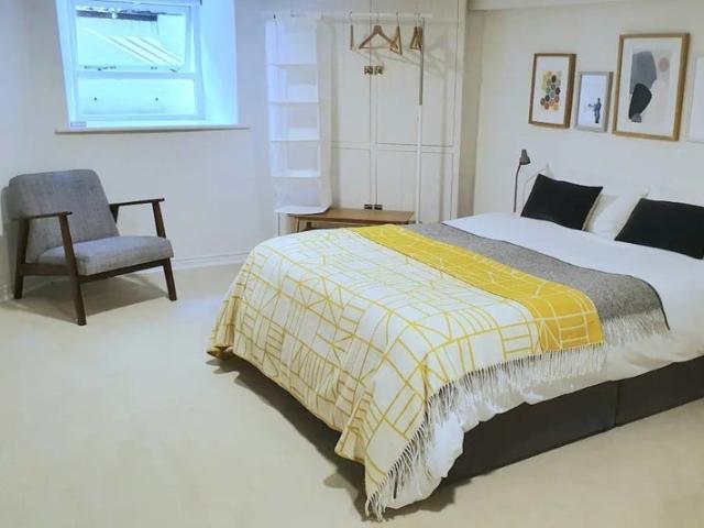 Apartment at Woodfield Road, Bristol