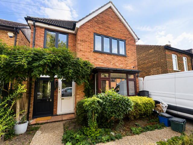 Apartment at Woodford Hall Path, Greater London