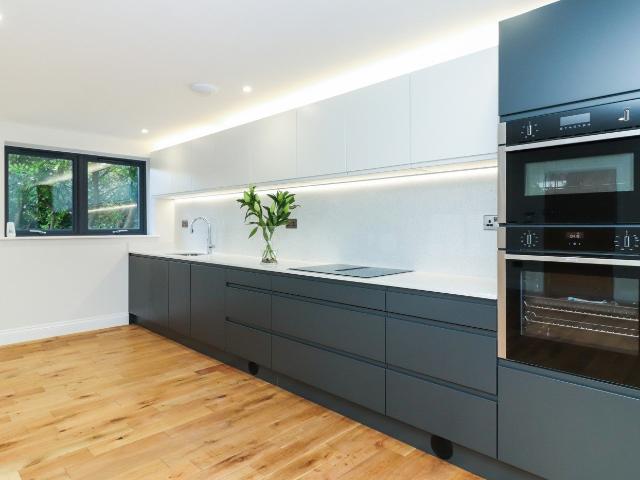 Apartment at Woodlands Close, Gerrards Cross