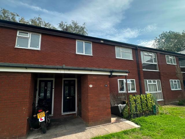Apartment at Woodloes Avenue South, Warwick
