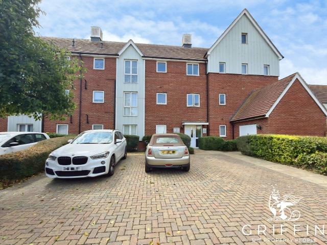 Apartment at Woodside Close, Grays