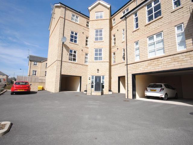Apartment at Woodsley Fold, Bradford