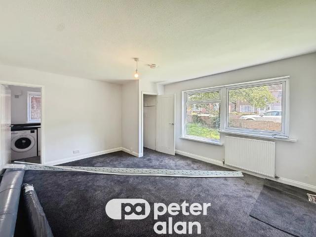 Apartment at Woolaston Avenue, Cardiff