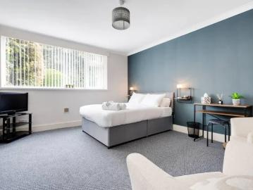 Apartment at Woolton Road, Liverpool