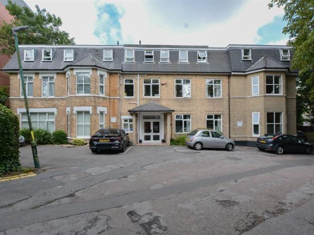 Apartment at Wootton Mount, Bournemouth