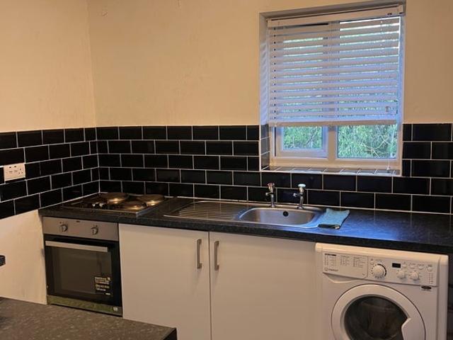 Apartment at Waterville Drive, Basildon