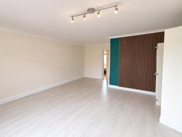 Apartment at Water Street, Barrington