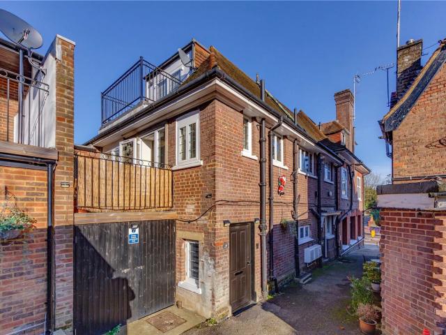 Apartment at Watling Street, Hertsmere