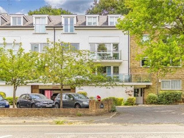 Apartment at Watling Street, Hertsmere