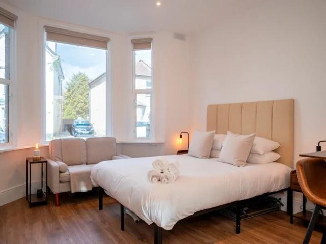 Apartment at Waddon Road, Greater London