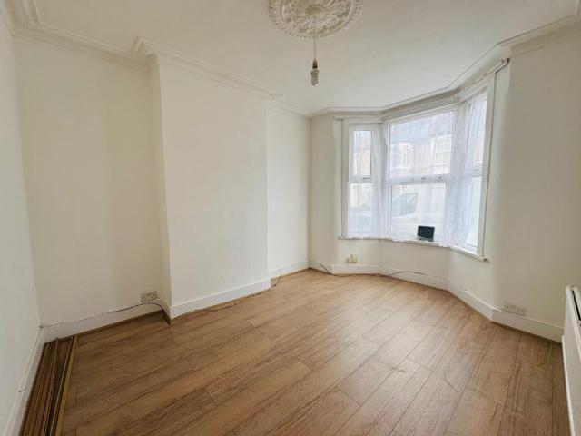 Apartment at Waghorn Road, Greater London
