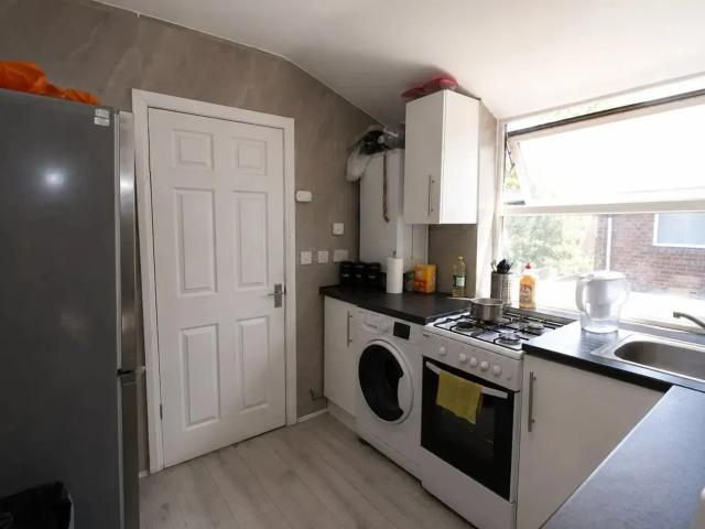 Apartment at Waldeck Road, Luton