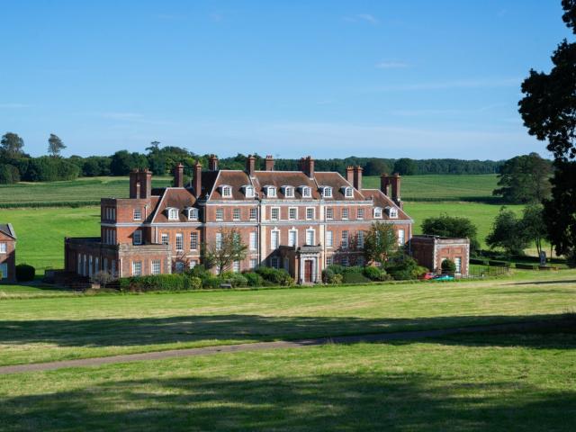 Apartment at Waldershare Road, Dover