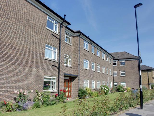 Apartment at Waldronhyrst, Greater London