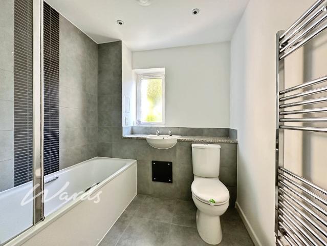 Apartment at Wallis Avenue, Maidstone