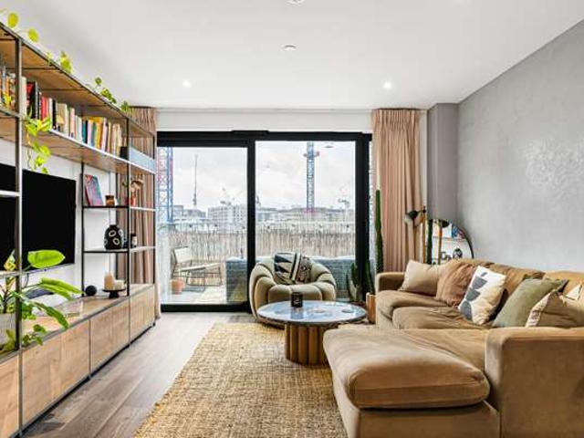 Apartment at Wallis Road, Greater London