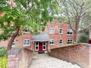 apartment at Warren House, St. Peters Avenue, Caversham, Reading