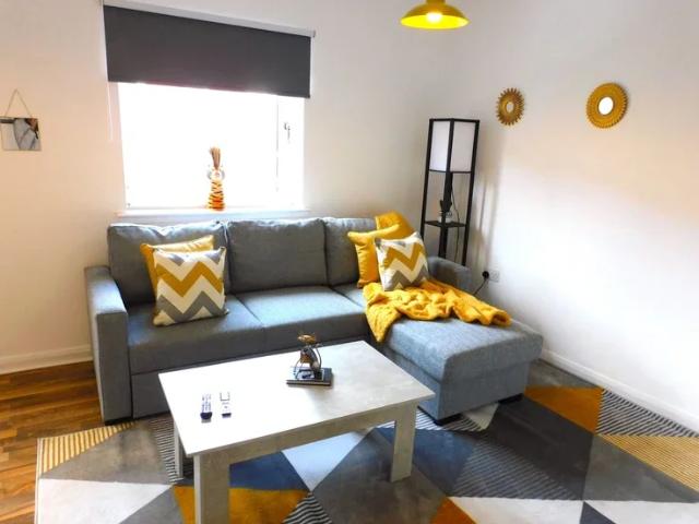 Apartment at Warren Road, Hamilton
