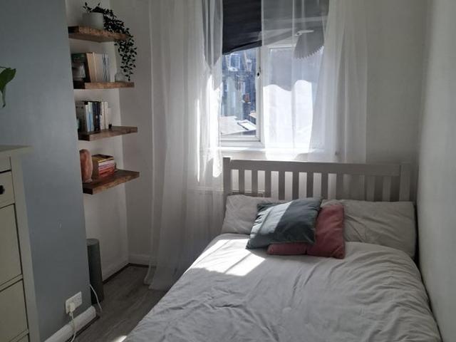 Apartment at Warwick Way, City of Westminster