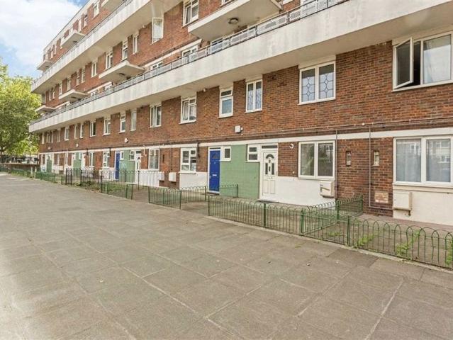 Apartment at Weymouth Terrace, Greater London