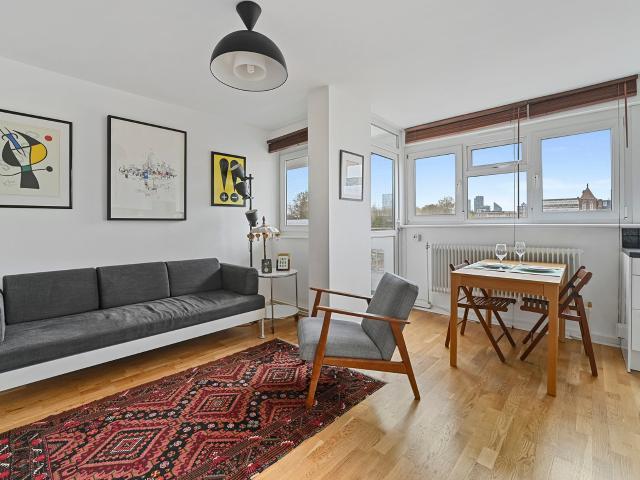 Apartment at Weymouth Terrace, Greater London