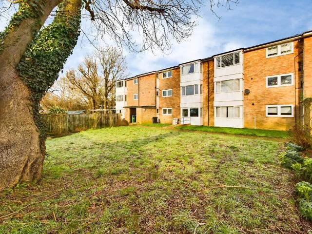 Apartment at Weald Close, Horsham
