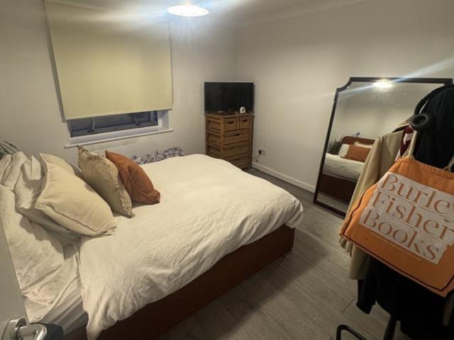Apartment at Well Street, Greater London