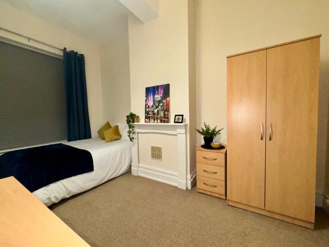 Apartment at Wells Road, Bristol