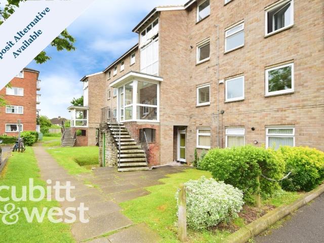 Apartment at Wendover Road, Havant
